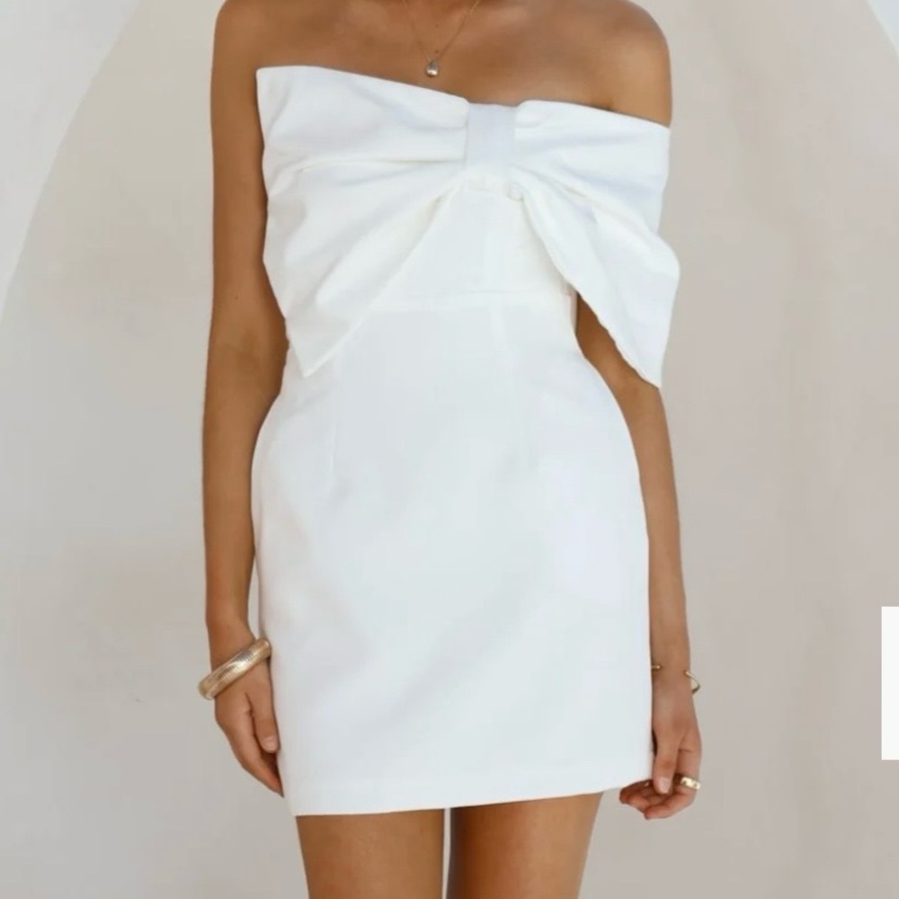 Strapless White Bow-Front Mini Dress